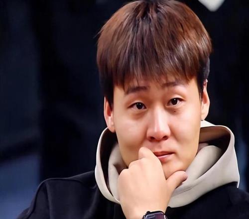 厨房与球场,热爱共舞的,澳大利亚球,平博体育平台,平博体育官方网站,平博体育登录入口,平博体育app下载