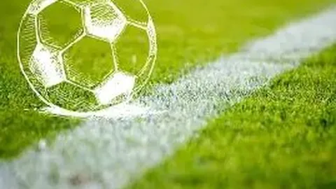 偶遇？小G娜深夜与已婚黄旭会面，他曾节目上遭吴亦凡淘汰